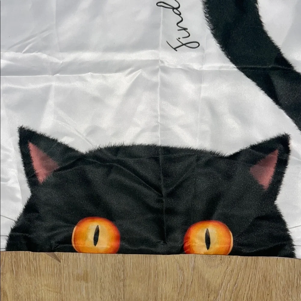 Black Cat Design Pillowcase - Picture 3 of 6